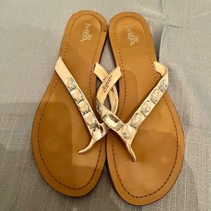 Mia sandals